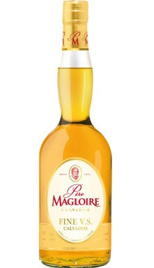 Calvados Pere Magloire Fine Vs + Flask
